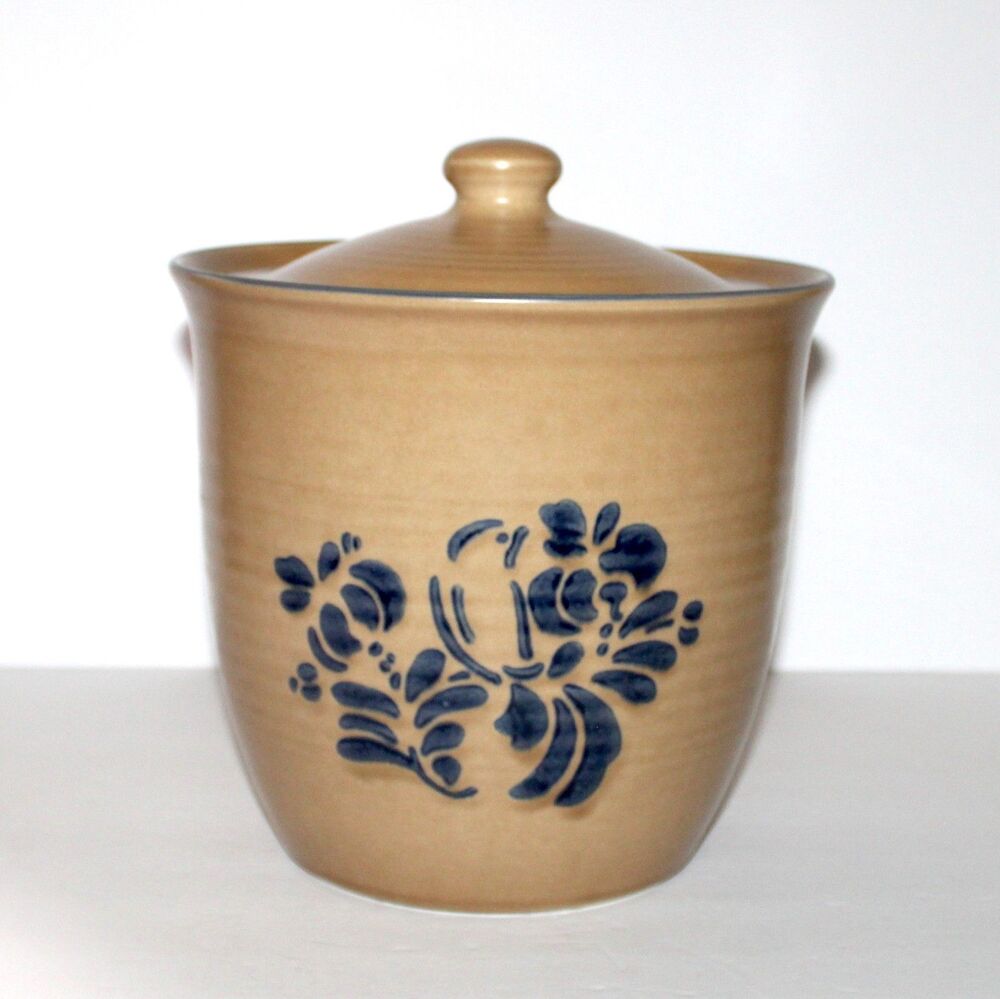 Vintage Pfaltzgraff Folk Art 506 Extra Large Canister with lid 3 Qt